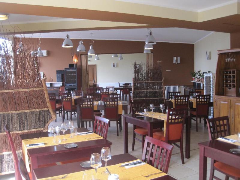 Hotel Restaurant  Rive Gauche image