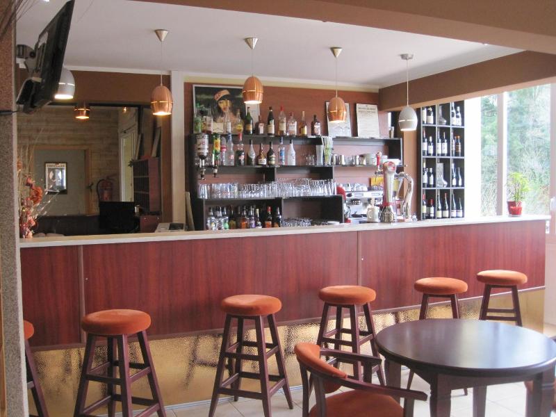 Hotel Restaurant  Rive Gauche image