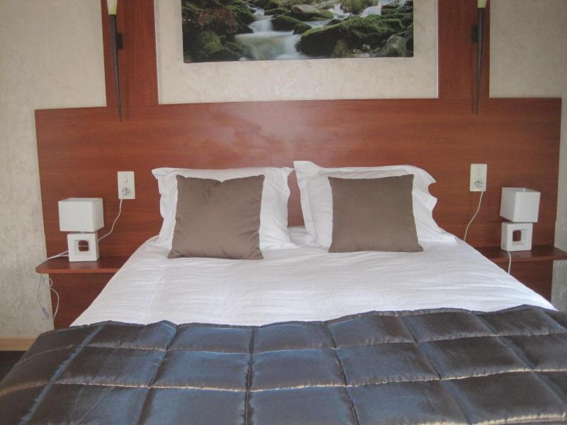 Hotel Restaurant  Rive Gauche image