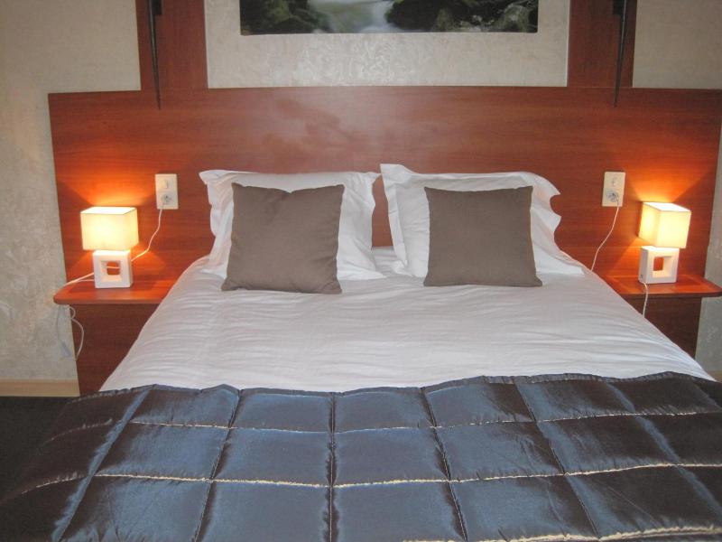 Hotel Restaurant  Rive Gauche image