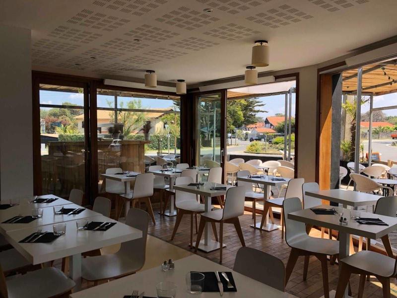 Le Pavillon Bleu — restaurant