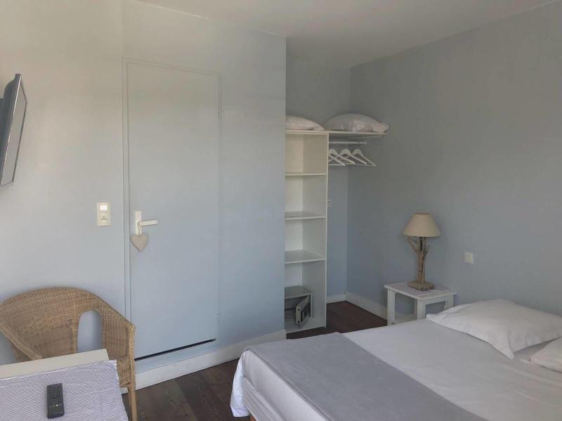 Le Pavillon Bleu image