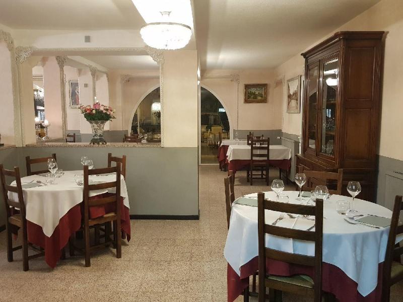 Hôtel Restaurant Le Commerce image