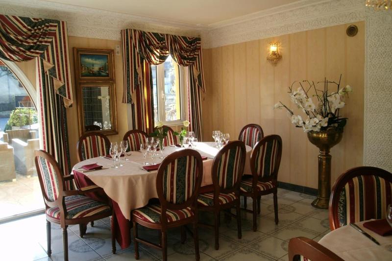 Hôtel Restaurant Le Commerce image