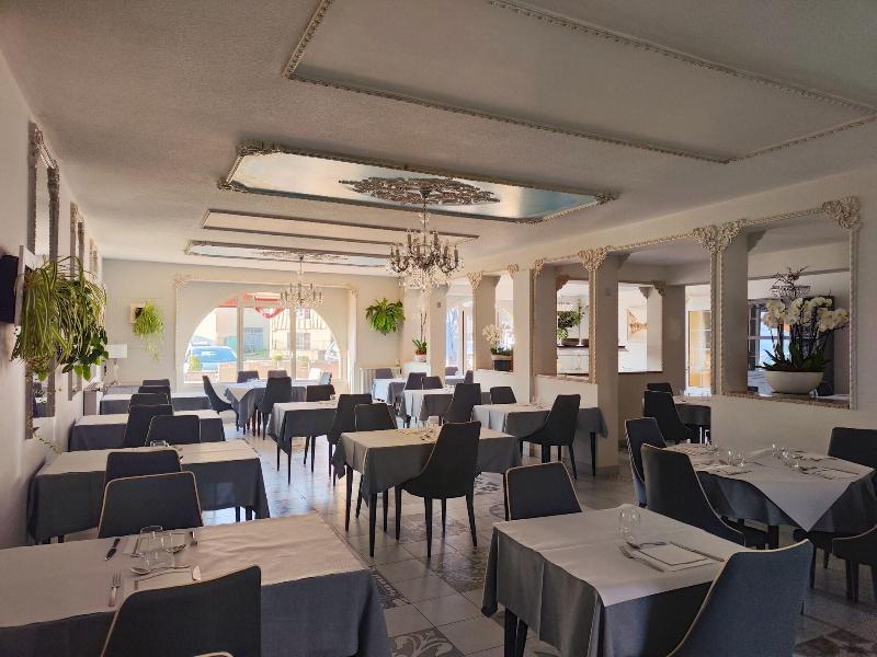 Hôtel Restaurant Le Commerce image