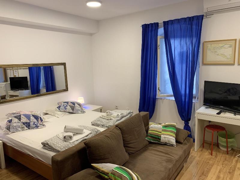 Hostel Split image