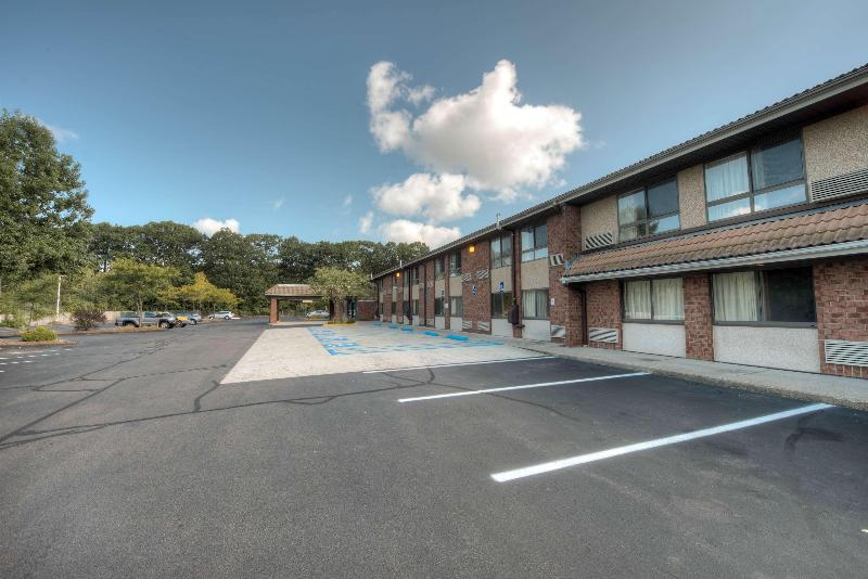 Motel 6 Branford, Ct - New Haven image