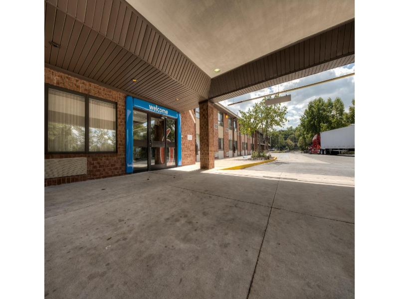 Motel 6 Branford, Ct - New Haven image