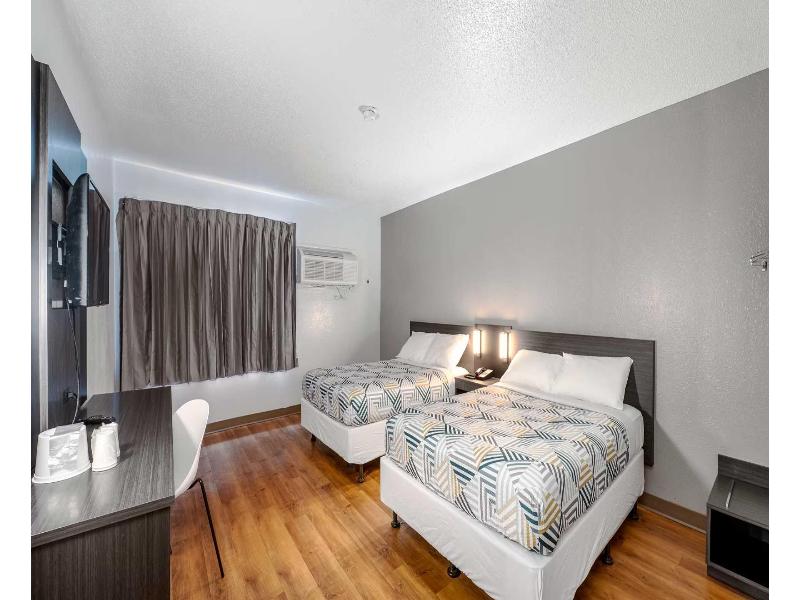 Motel 6 Branford, Ct - New Haven image