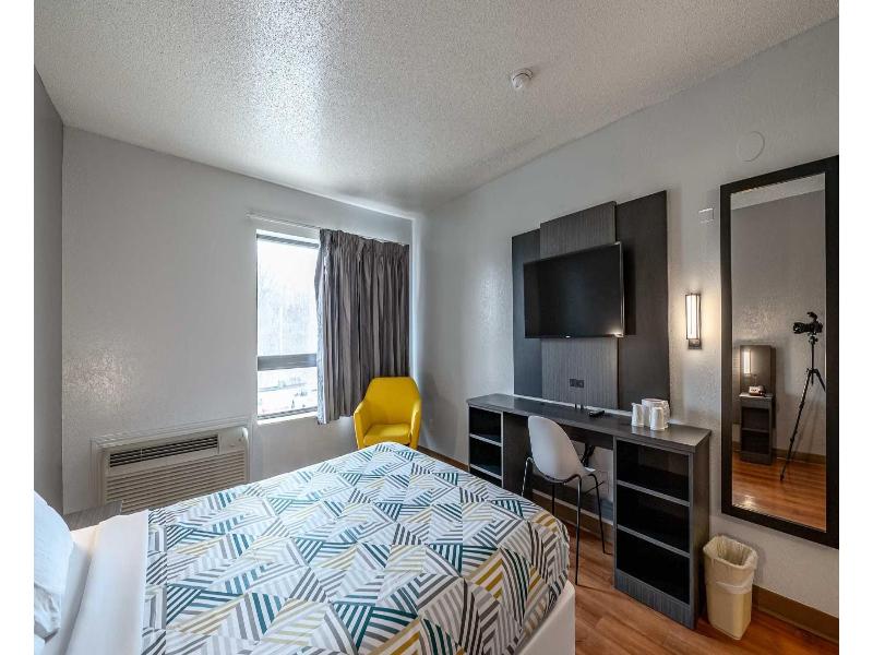 Motel 6 Branford, Ct - New Haven image