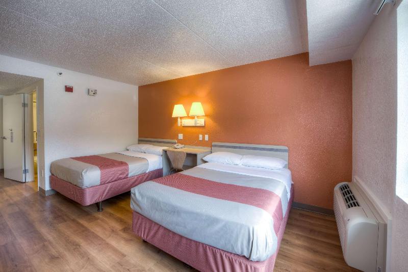 Motel 6 Branford, Ct - New Haven image