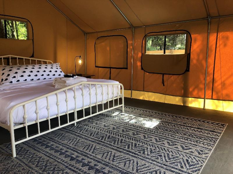 Pacific Dunes Resort image