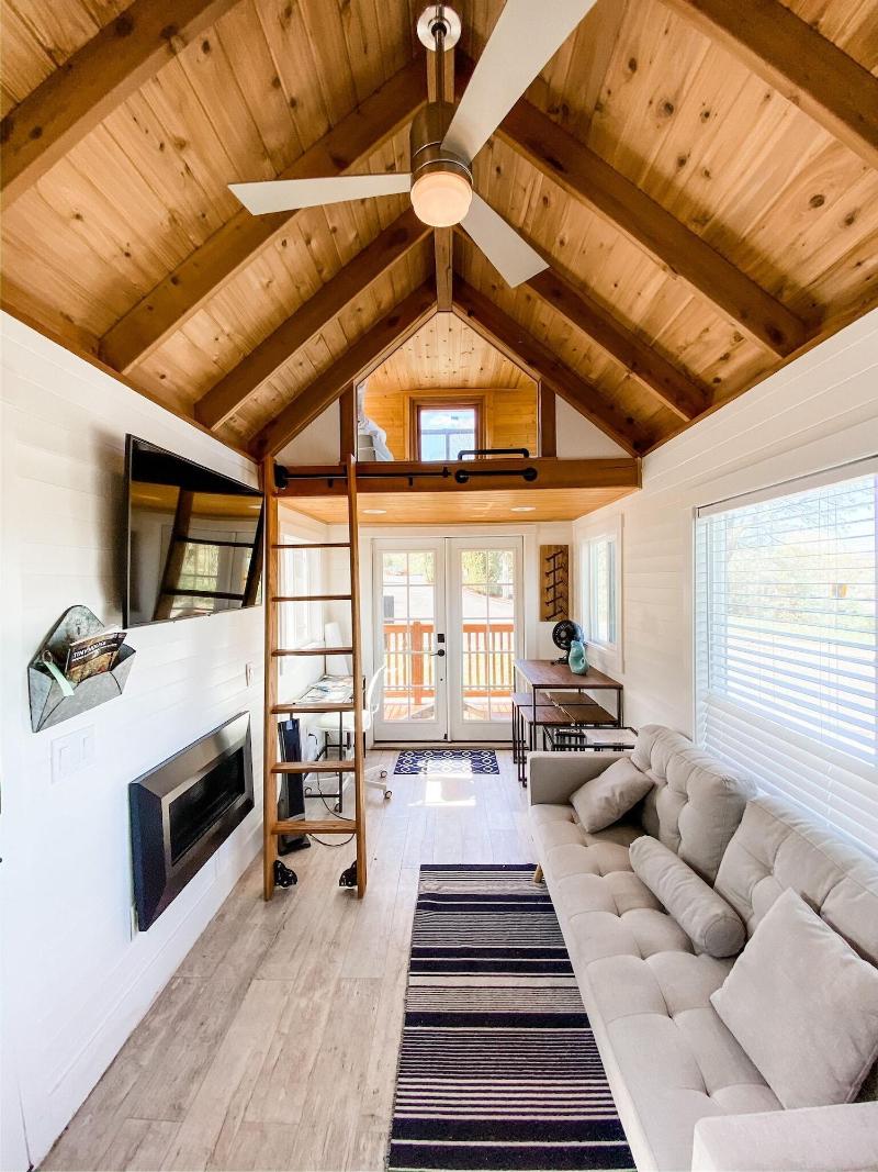 Pacific Dunes Resort image