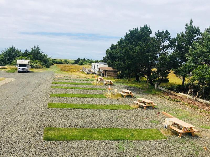 Pacific Dunes Resort image