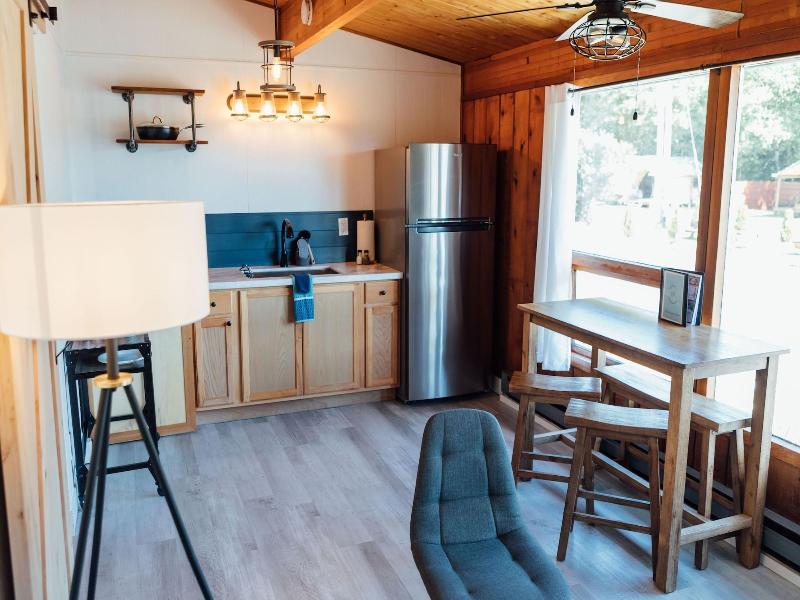 Pacific Dunes Resort image