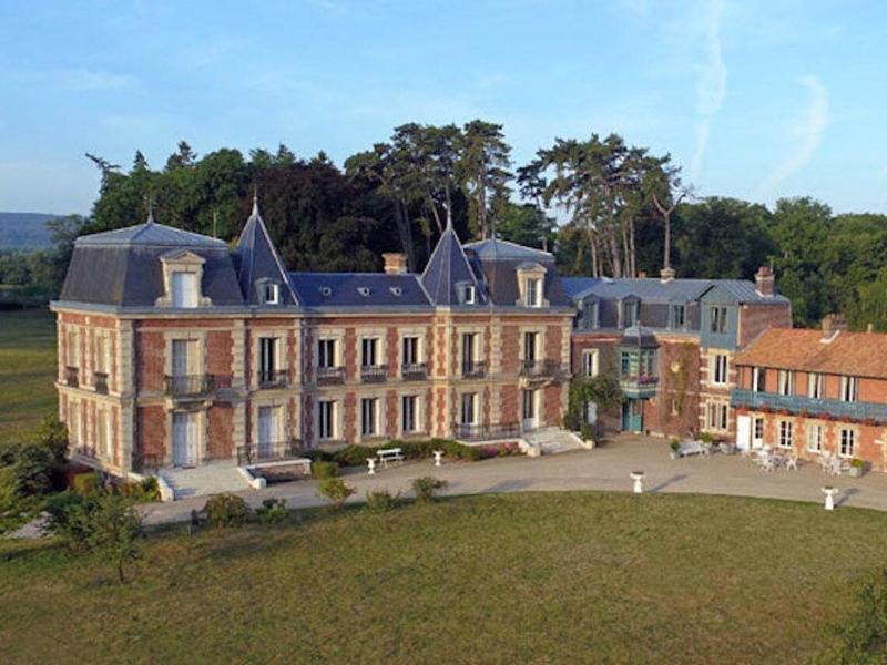 Chateau Le Quesnoy