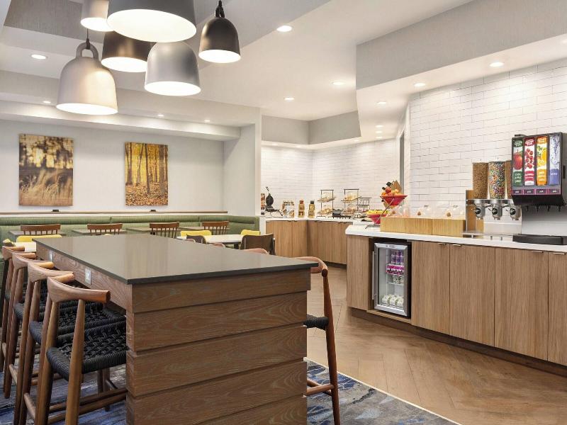 Fairfield Inn By Marriott Tracy image