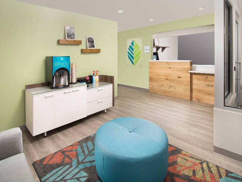 Woodspring Suites San Antonio Stone Oak image