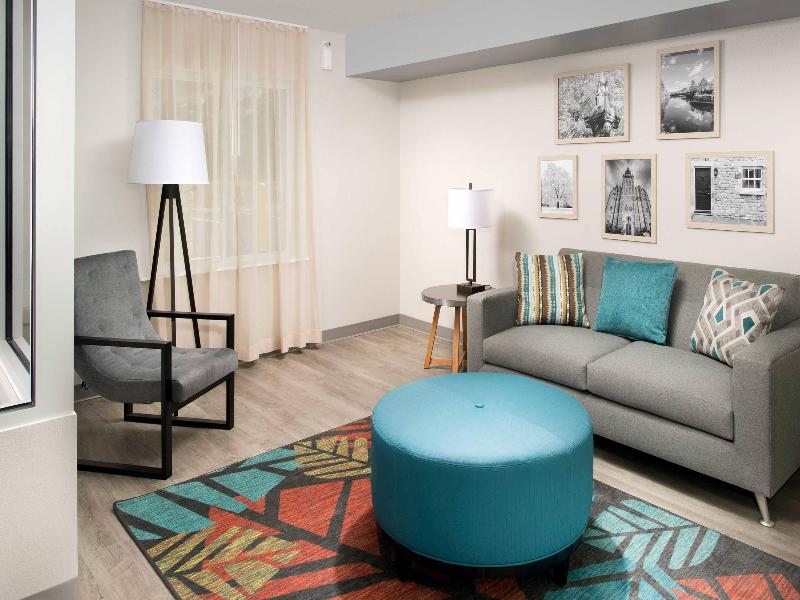 Woodspring Suites San Antonio Stone Oak image
