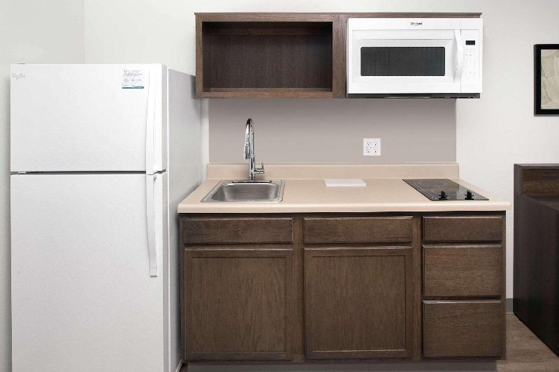 Woodspring Suites San Antonio Stone Oak image