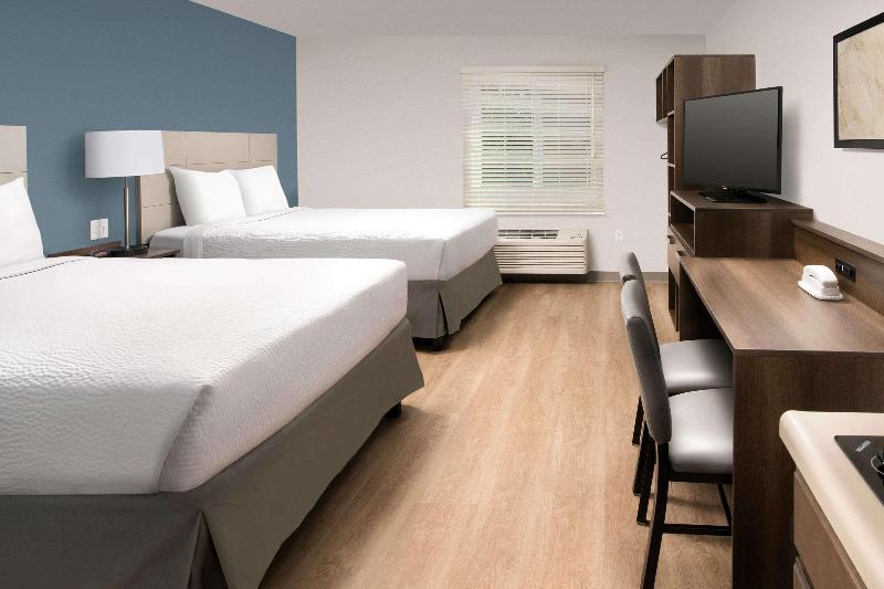 Woodspring Suites San Antonio Stone Oak image