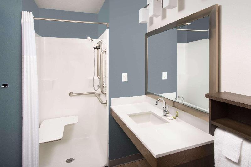 Woodspring Suites San Antonio Stone Oak image