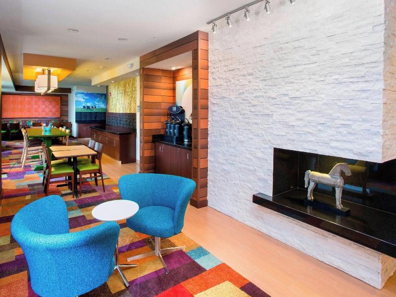 Fairfield Inn & Suites Quincy image