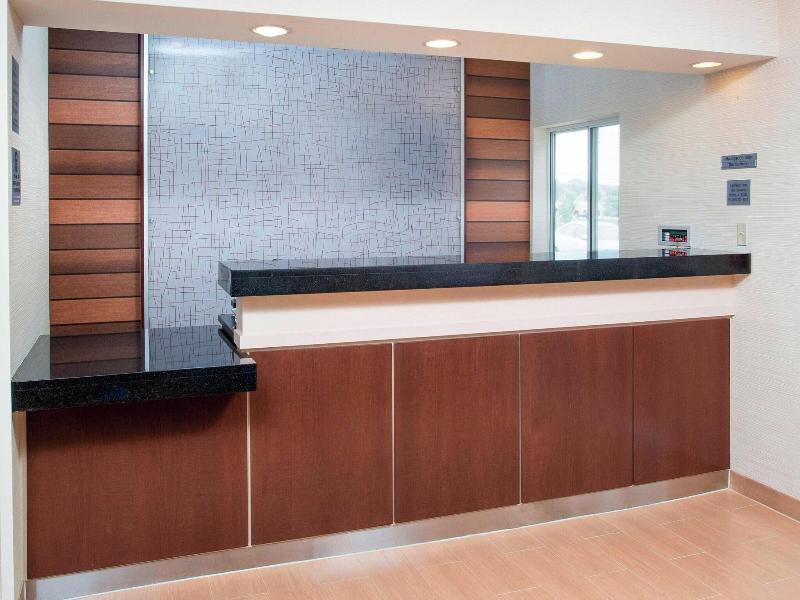 Fairfield Inn & Suites Quincy image
