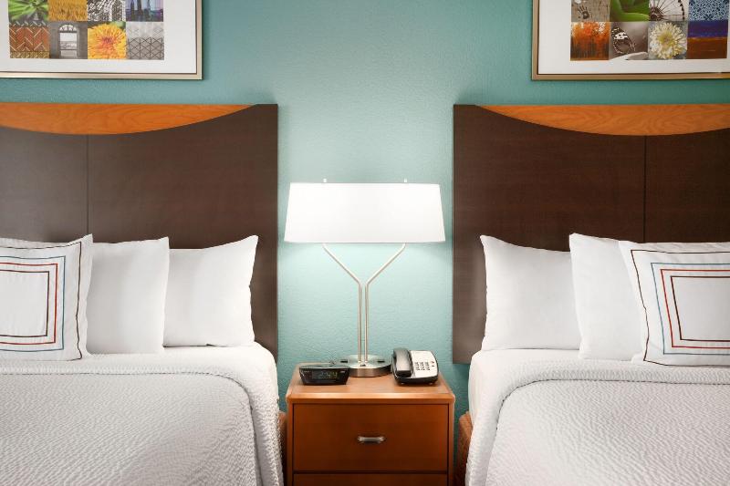 Fairfield Inn & Suites Quincy image