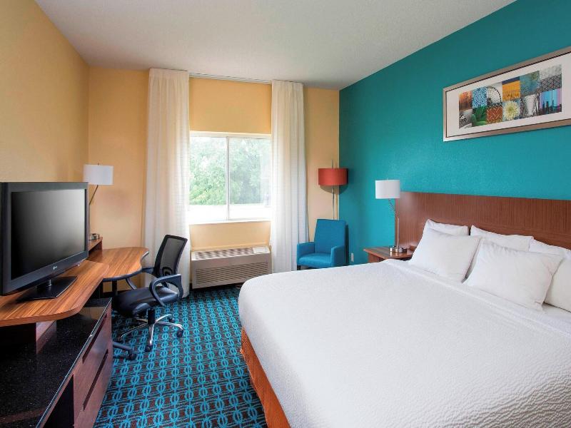 Fairfield Inn & Suites Quincy image