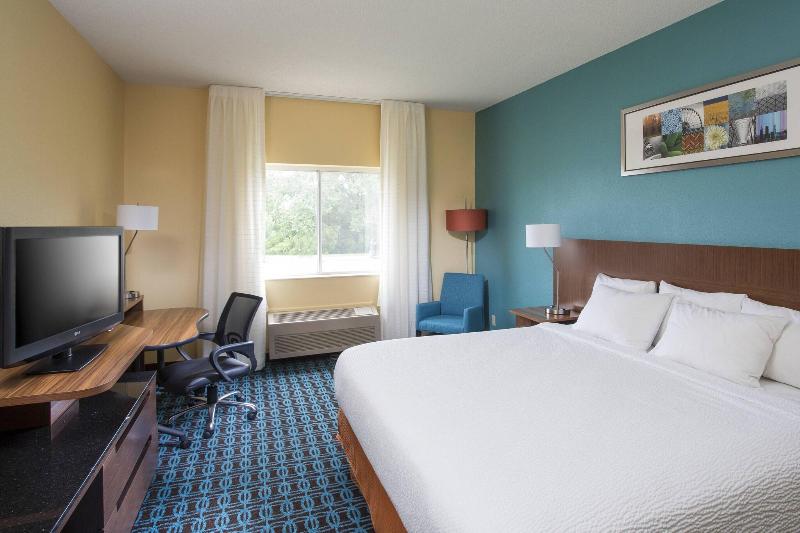 Fairfield Inn & Suites Quincy image