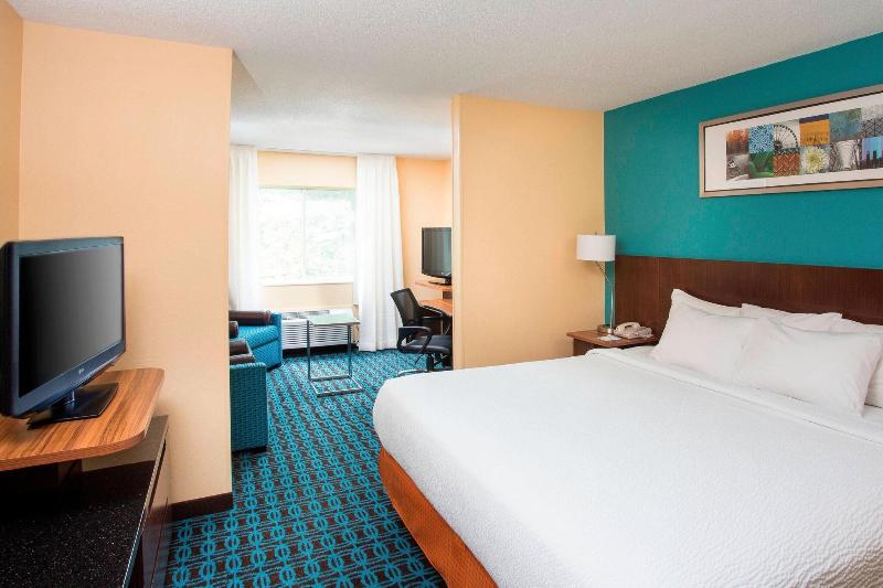 Fairfield Inn & Suites Quincy image