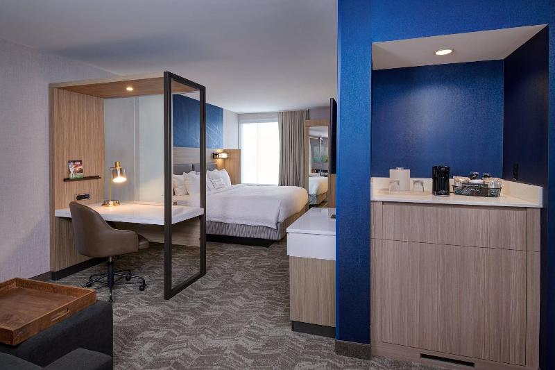 Springhill Suites By Marriott Detroit Wixom image