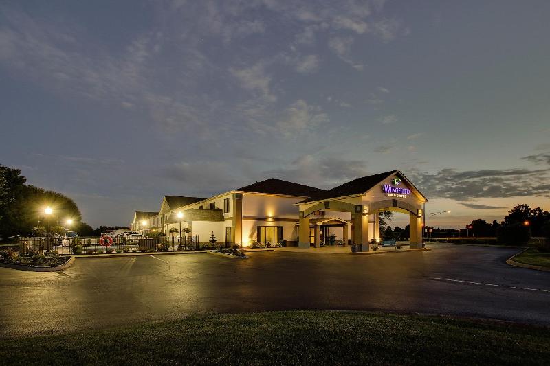 Wingfield Inn & Suites image