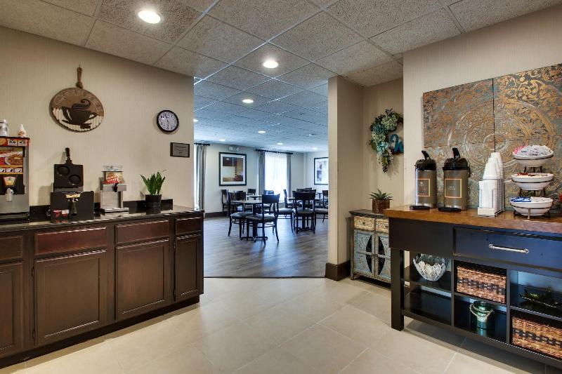Wingfield Inn & Suites image