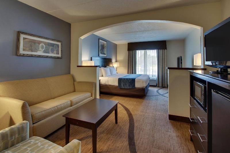 Wingfield Inn & Suites image