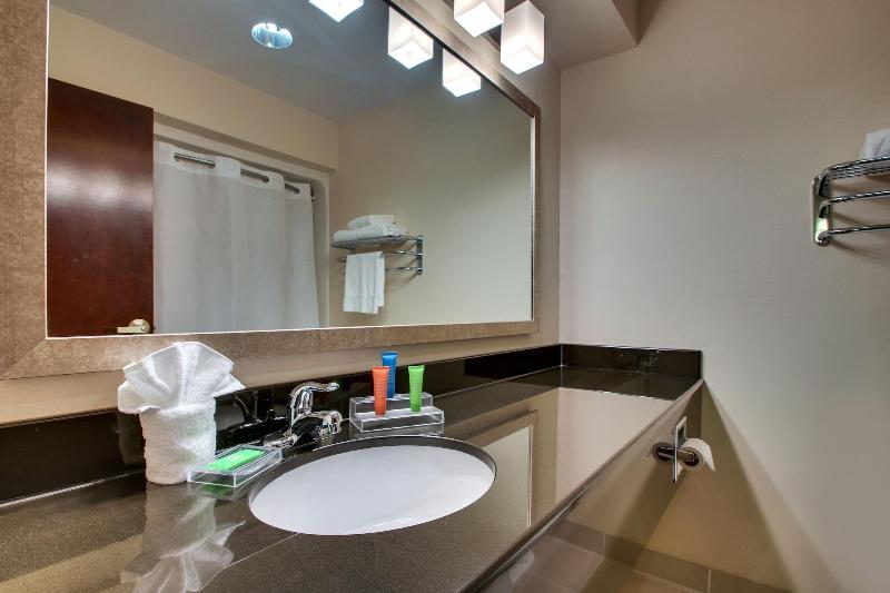 Wingfield Inn & Suites image