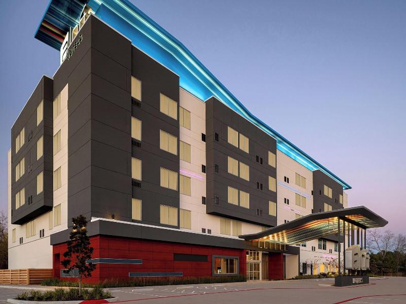 Aloft Houston Shenandoah image