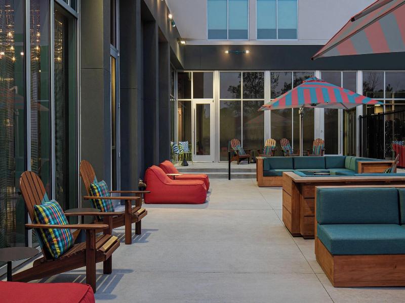 Aloft Houston Shenandoah image