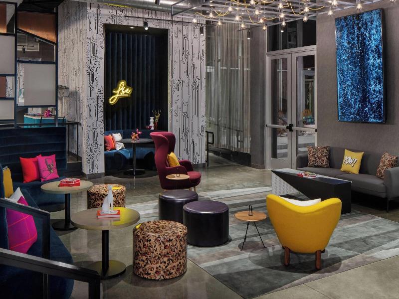 Aloft Houston Shenandoah image