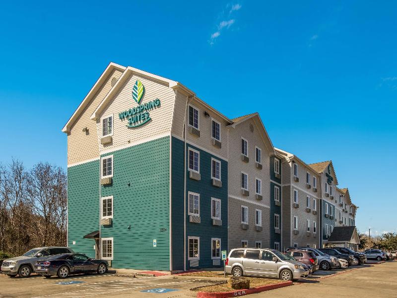 Woodspring Suites Houston La Porte image