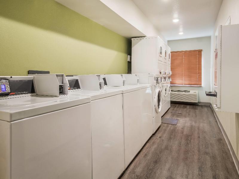 Woodspring Suites Houston La Porte image