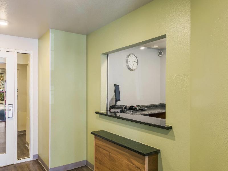 Woodspring Suites Houston La Porte image