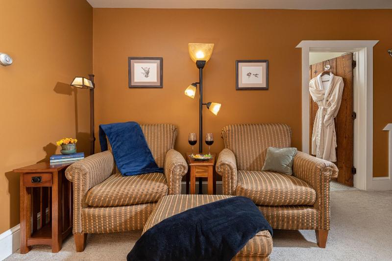 Lake Pointe Inn image