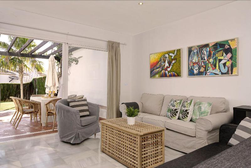Apartamentos Marina Villages image