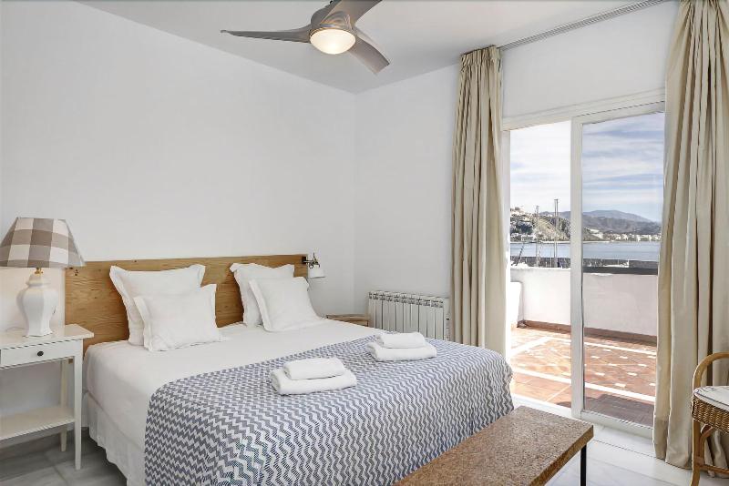 Apartamentos Marina Villages image