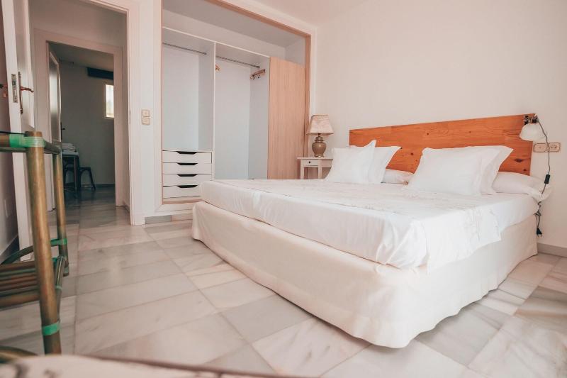 Apartamentos Marina Villages image