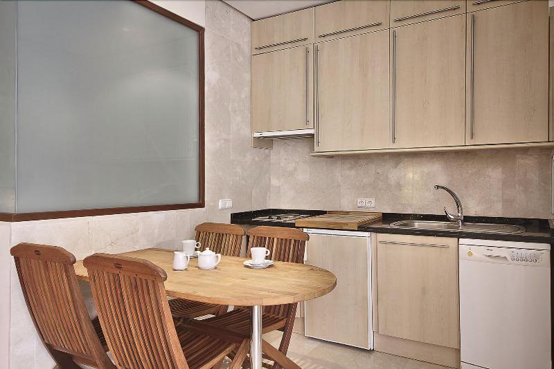 Apartamentos Marina Villages image
