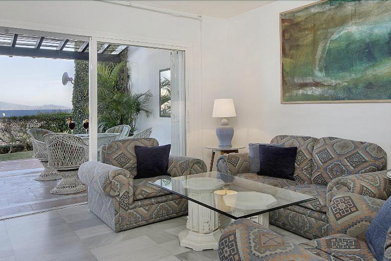 Apartamentos Marina Villages image