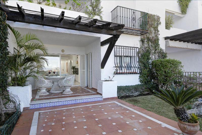 Apartamentos Marina Villages image